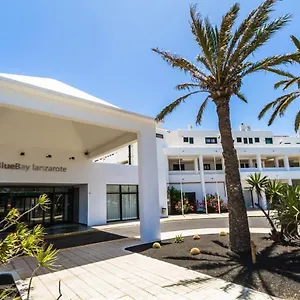 bluebay-lanzarote.in-canary-islands.com/